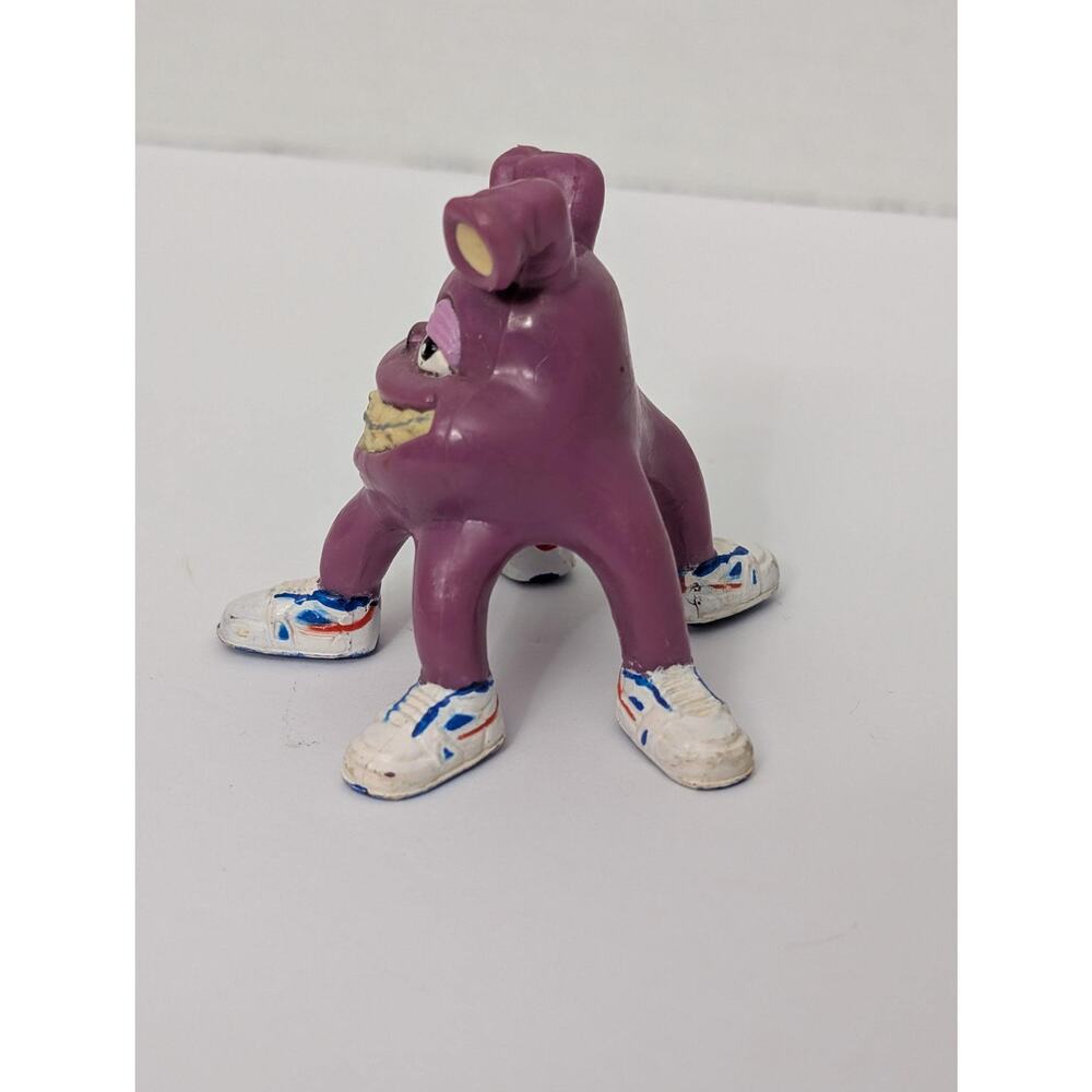 Vintage 1980s Keds Purple Alien Monster Promotional Figure Rare PVC Toy - Picture 2 of 7